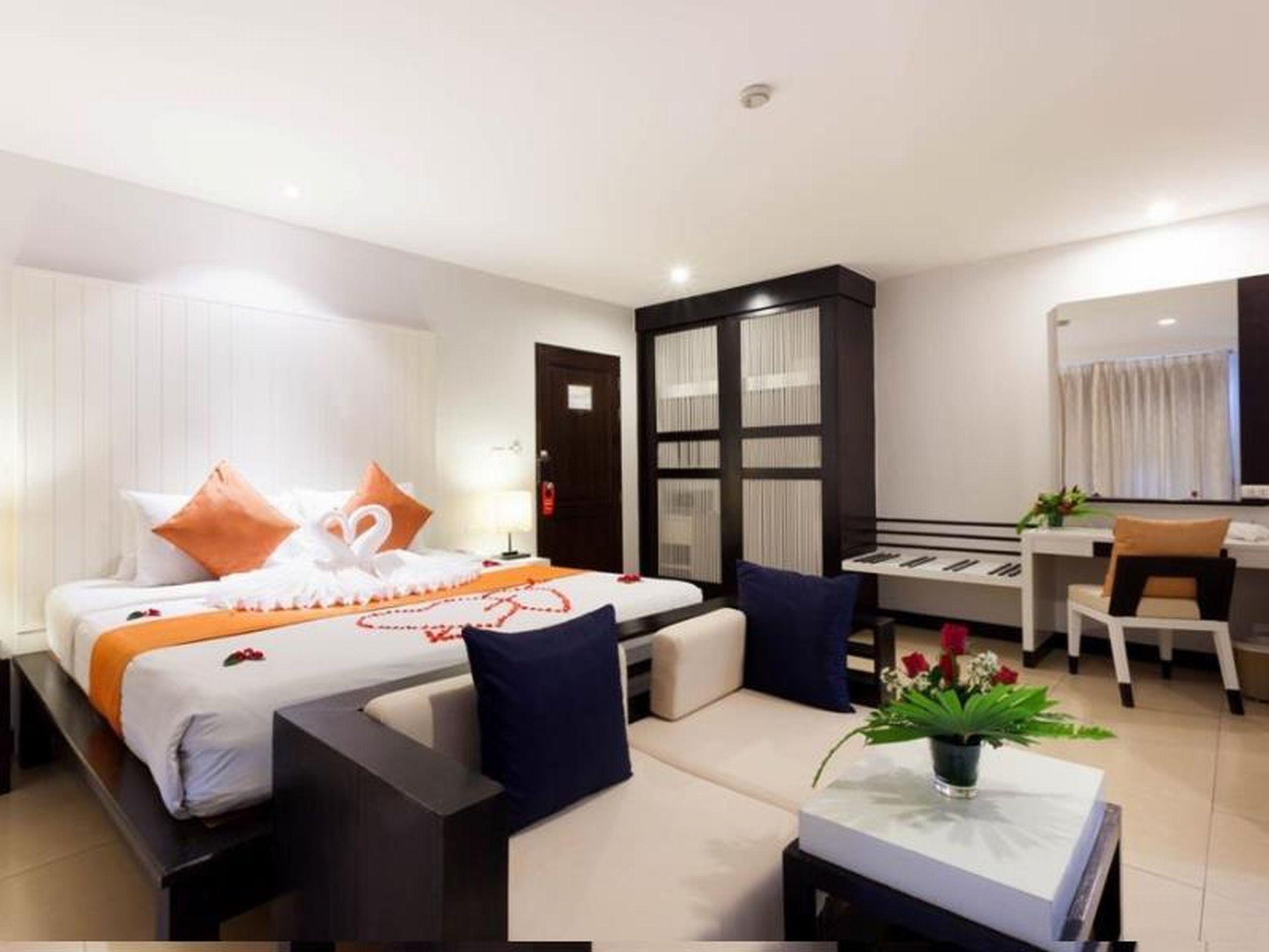 Отель Baramee Resortel
