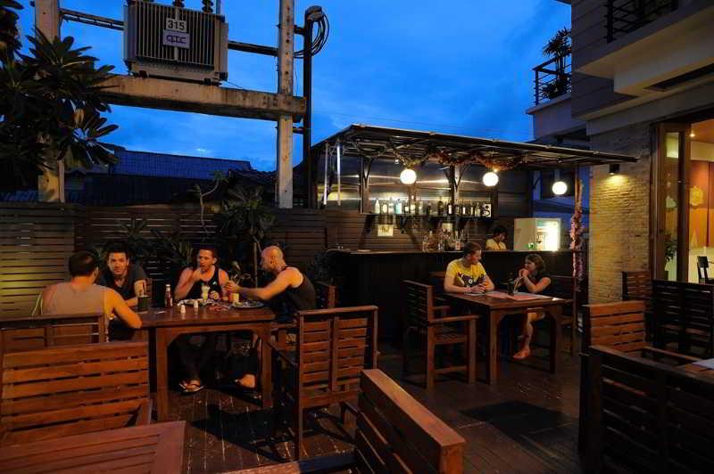 Baramee Resortel Отель Patong