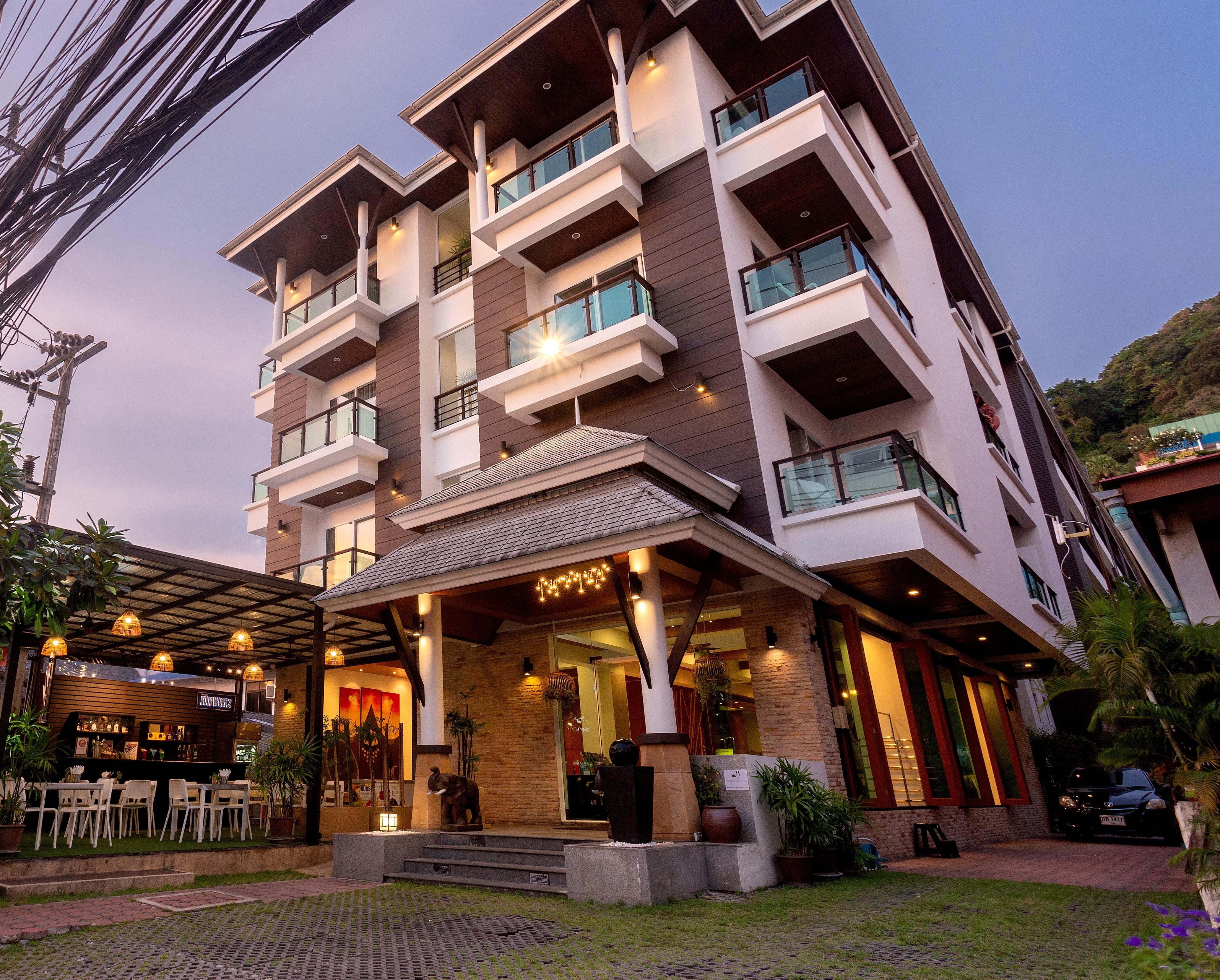 Отель Baramee Resortel