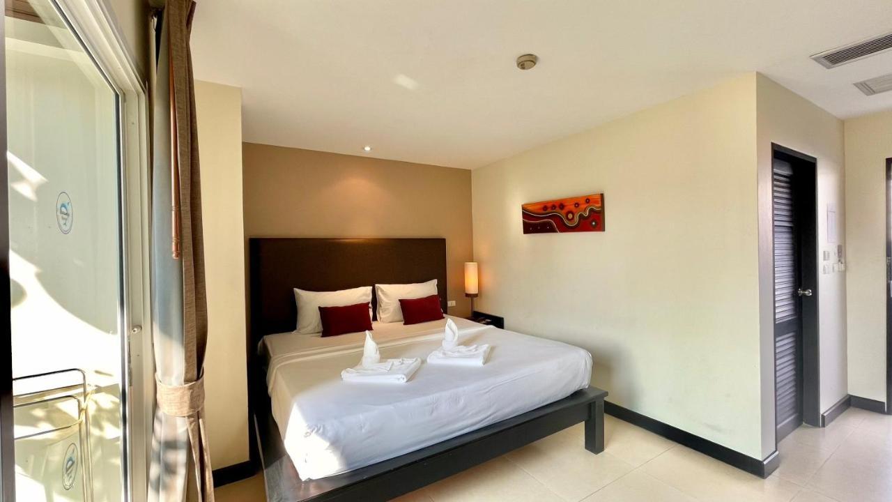 Отель Baramee Resortel Patong