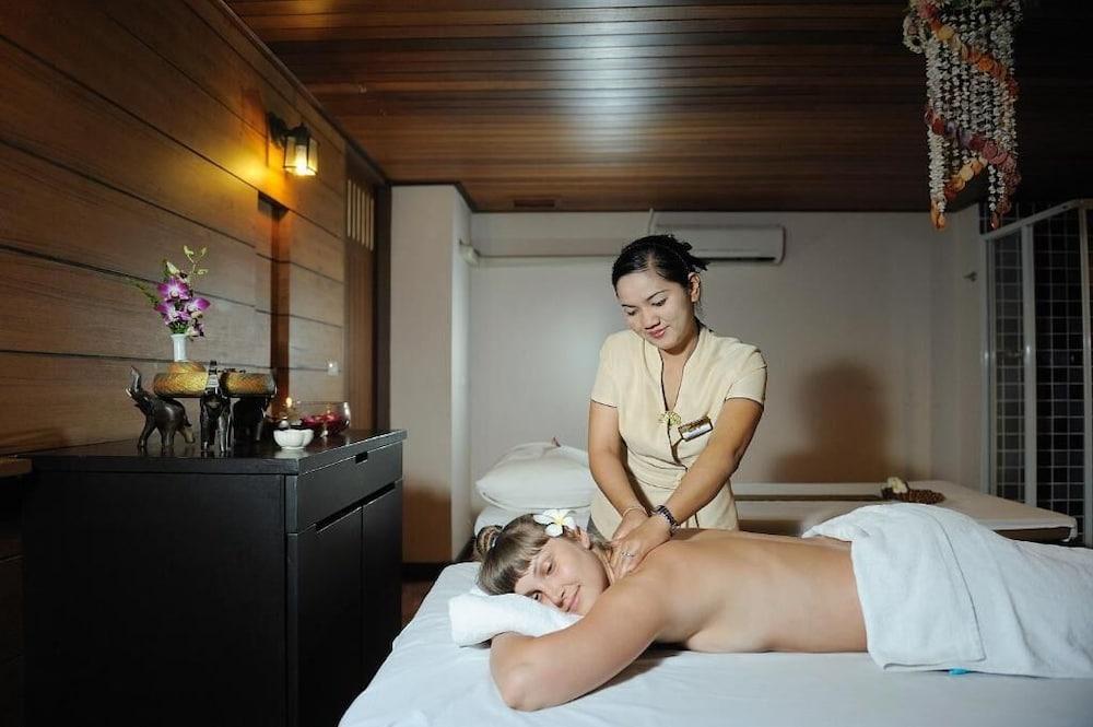 Baramee Resortel Отель
