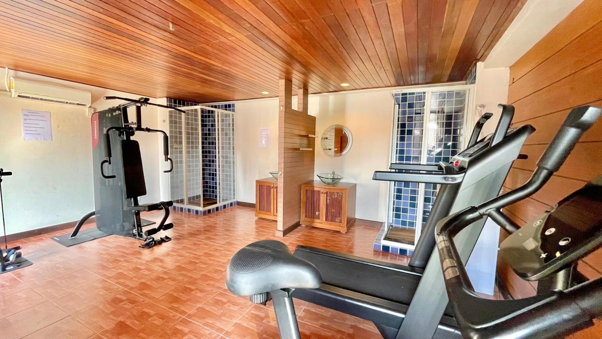 Baramee Resortel Отель Patong